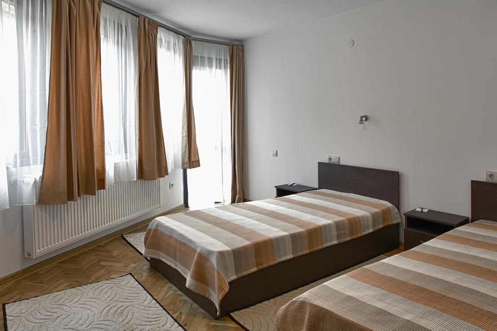Pepi Guest House Veliko Tarnovo Extérieur photo