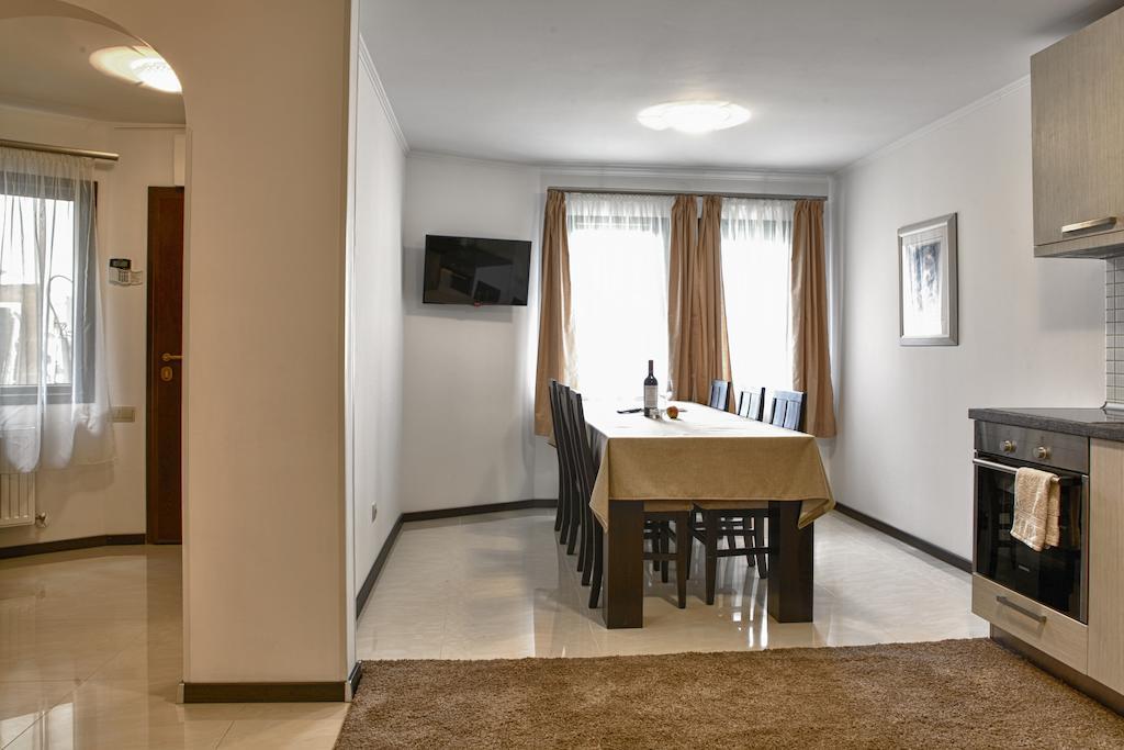 Pepi Guest House Veliko Tarnovo Chambre photo